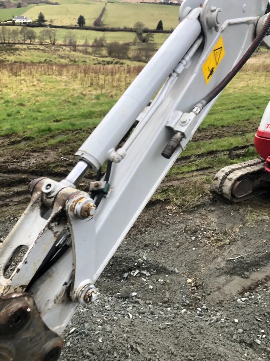 3 tonne digger - Image 3