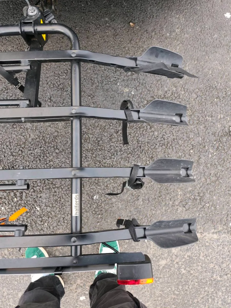 Halfords Bike/Bicycle Carrier - Image 4