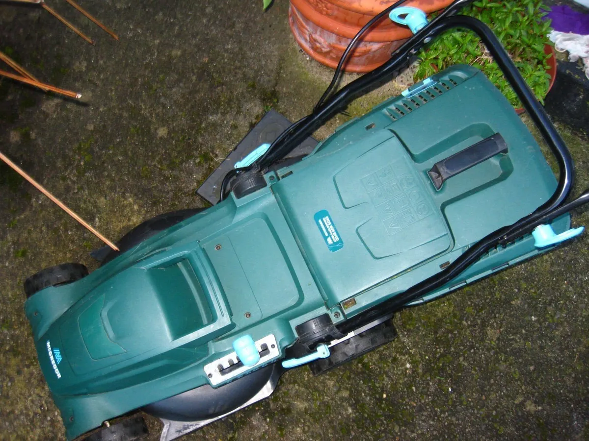 2023 McGREGOR 40cm Quality Electric Lawnmower. - Image 2