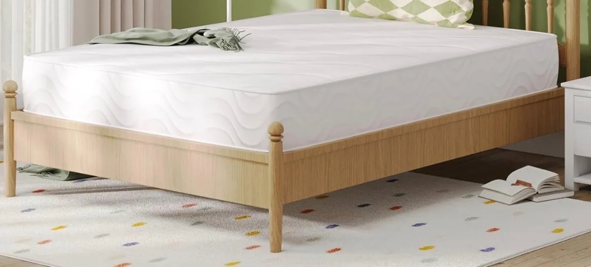 4FT Small Double Pocket Sprung Mattress 8 Inch Med - Image 4