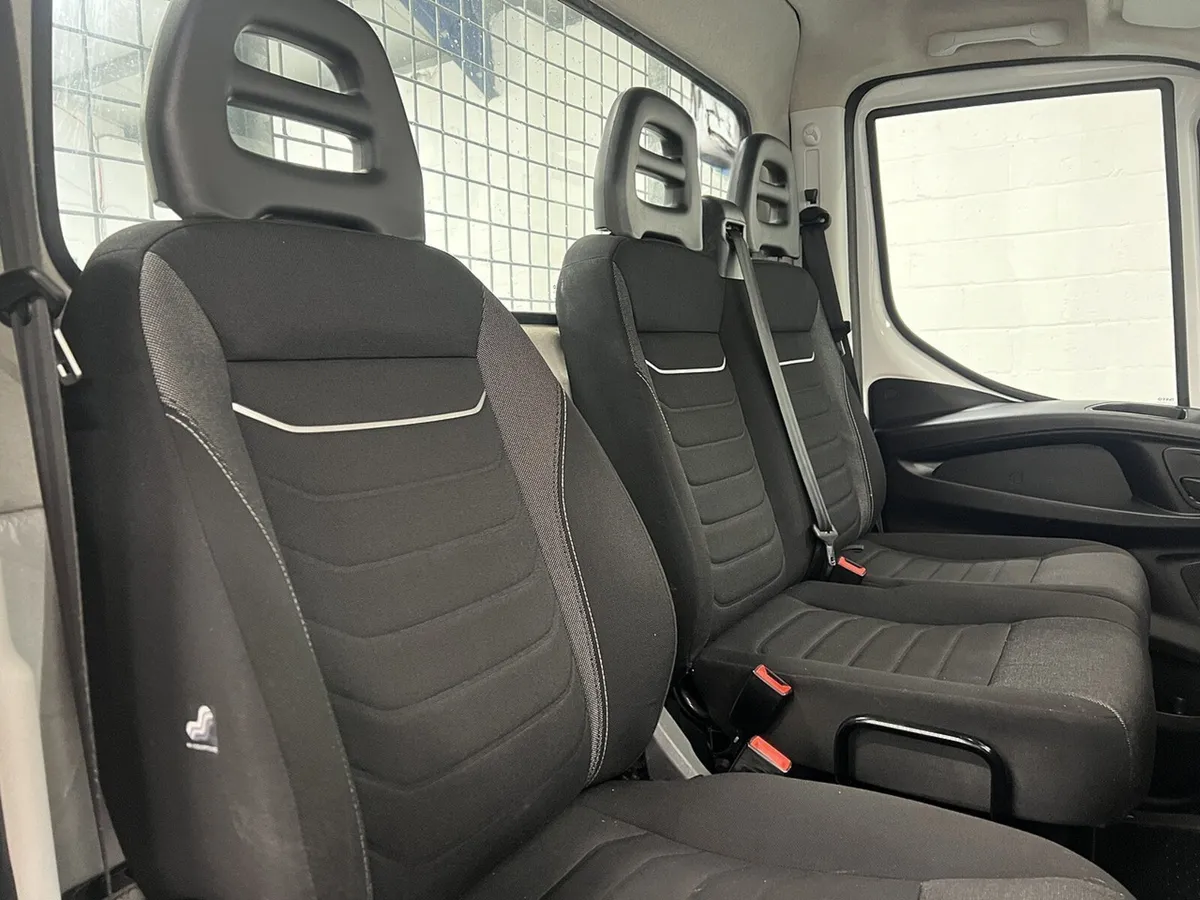 2022 Iveco Daily Dropside Van - Image 3