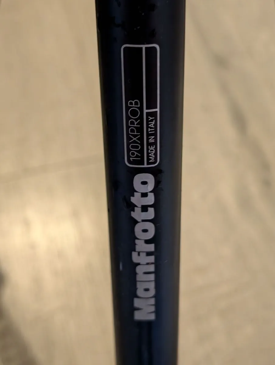 Manfrotto 190XPROB tripod + 486RC2 ballhead - Image 1