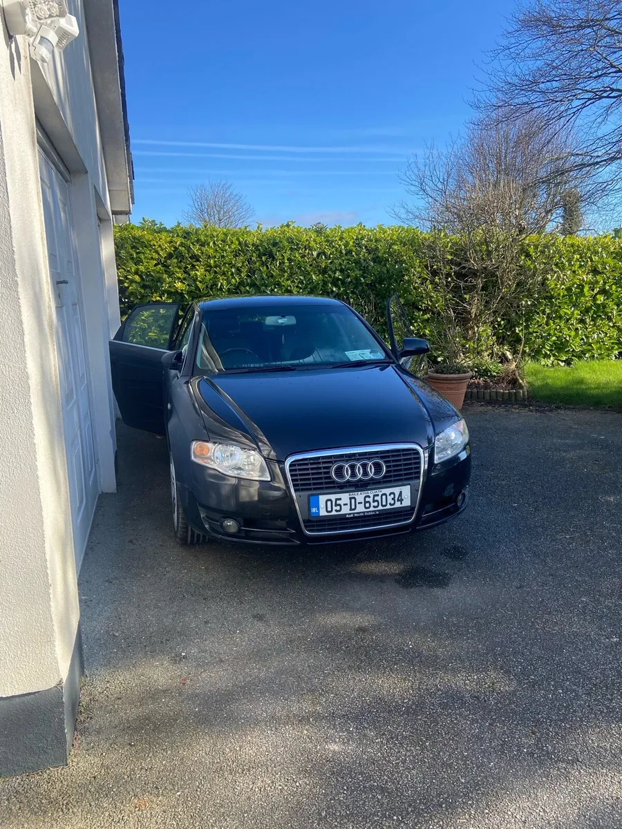 Audi A4 2.0T FSI - 2005 - Image 2
