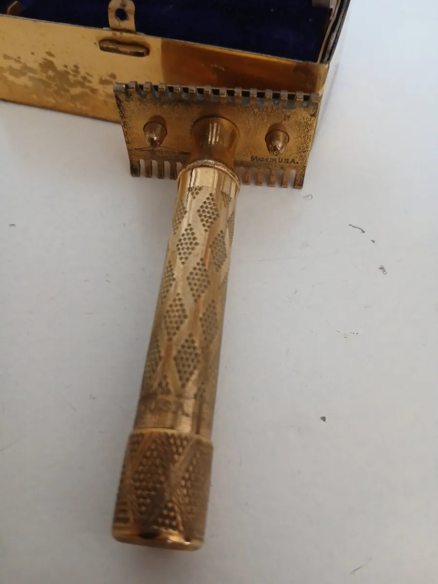 Gillette Gold Bostonian Safety Razor - Image 3