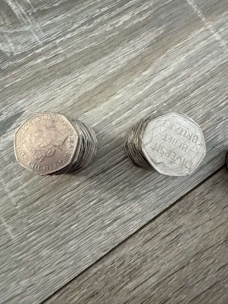 52,45 Pound UK Price is with shipping coins - Image 1