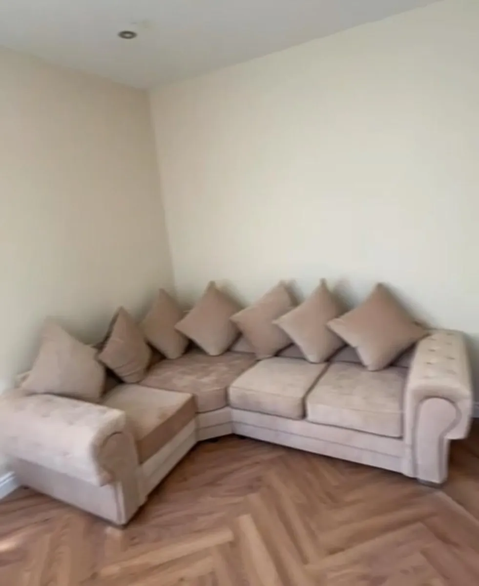 Sofas L shape - Image 4