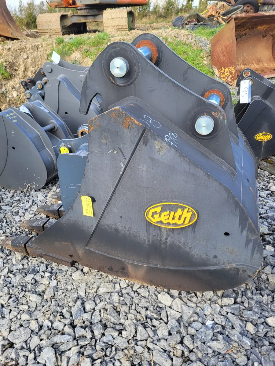 New 3ft Geith 80mm pin digging bucket - Image 2