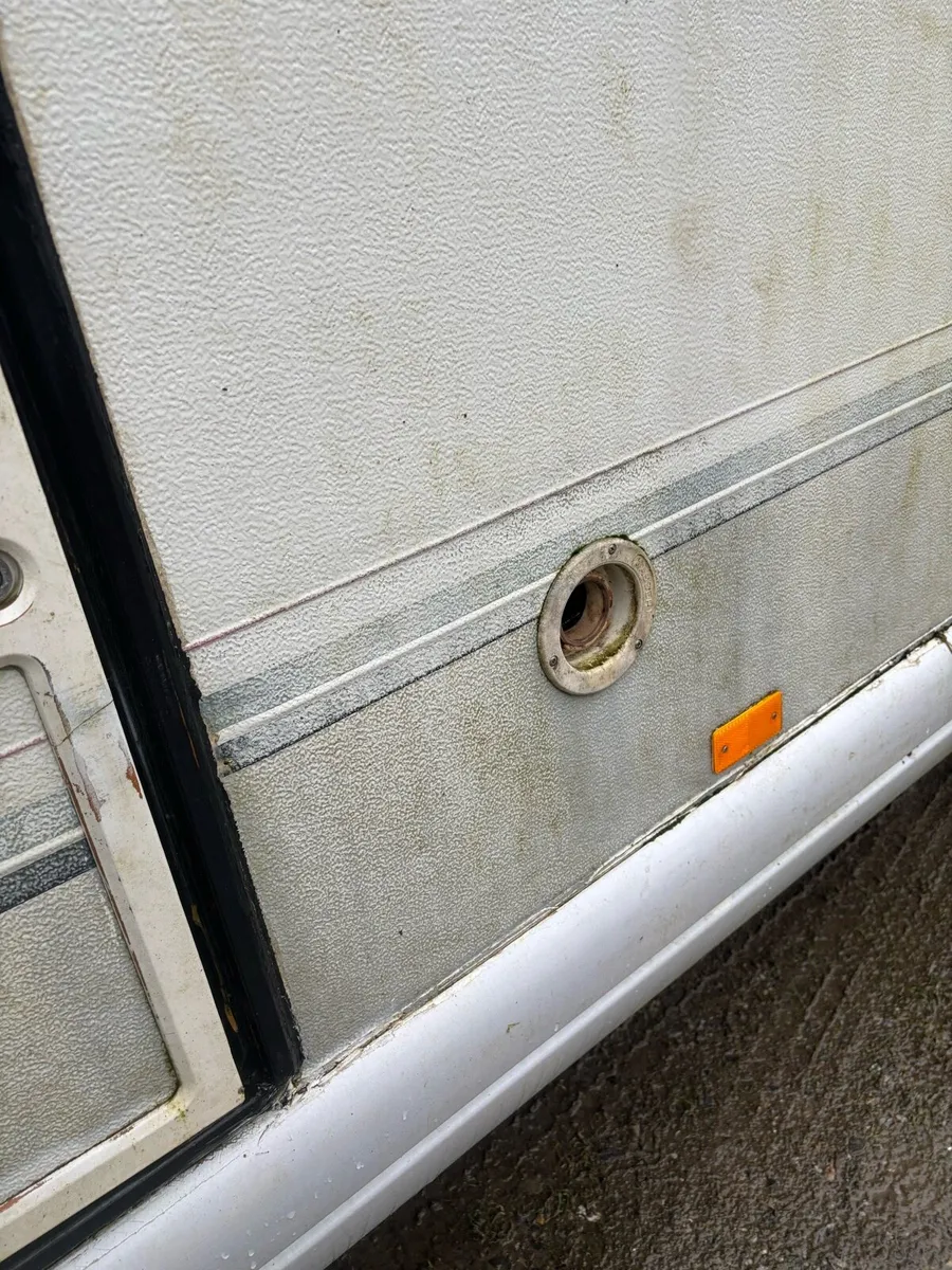 Fiat campervan - Image 2