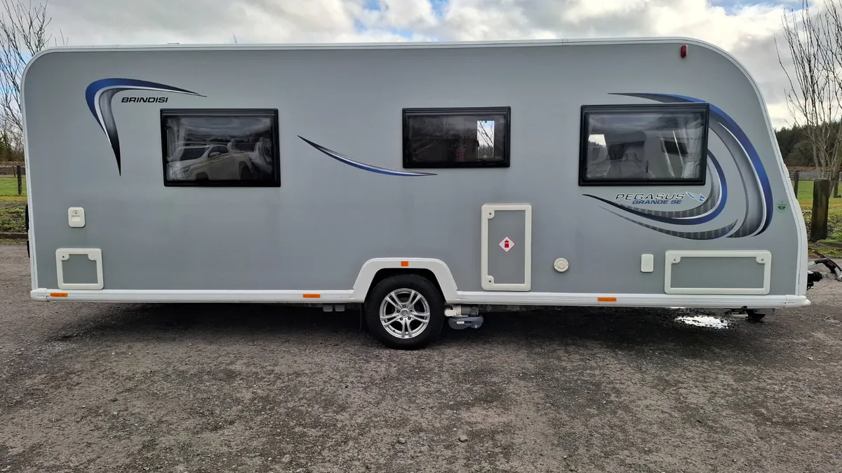 Bailey Pegasus Grande caravan island bed - Image 1