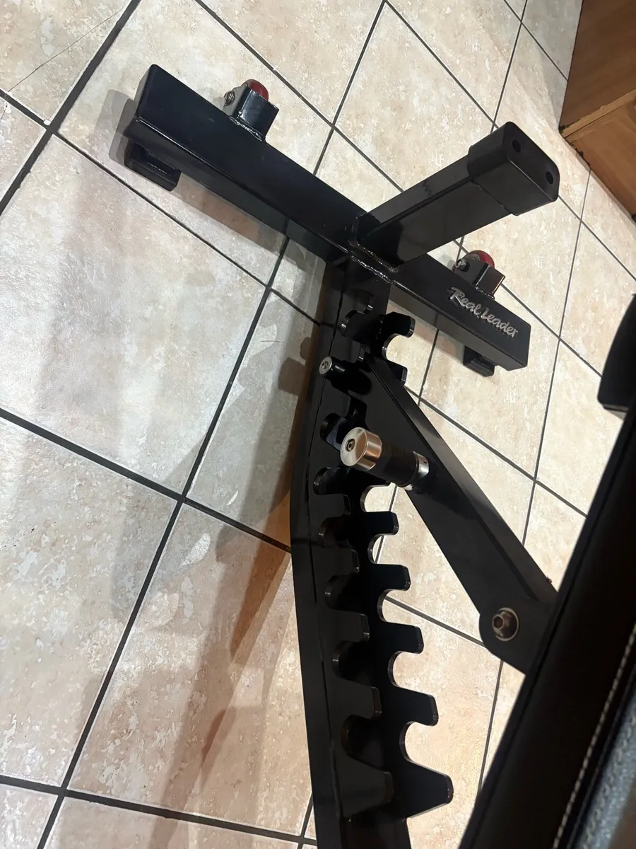 REAL LEADER COMMERCIAL WEIGHT BENCH, WAS 725 EURO! - Image 3