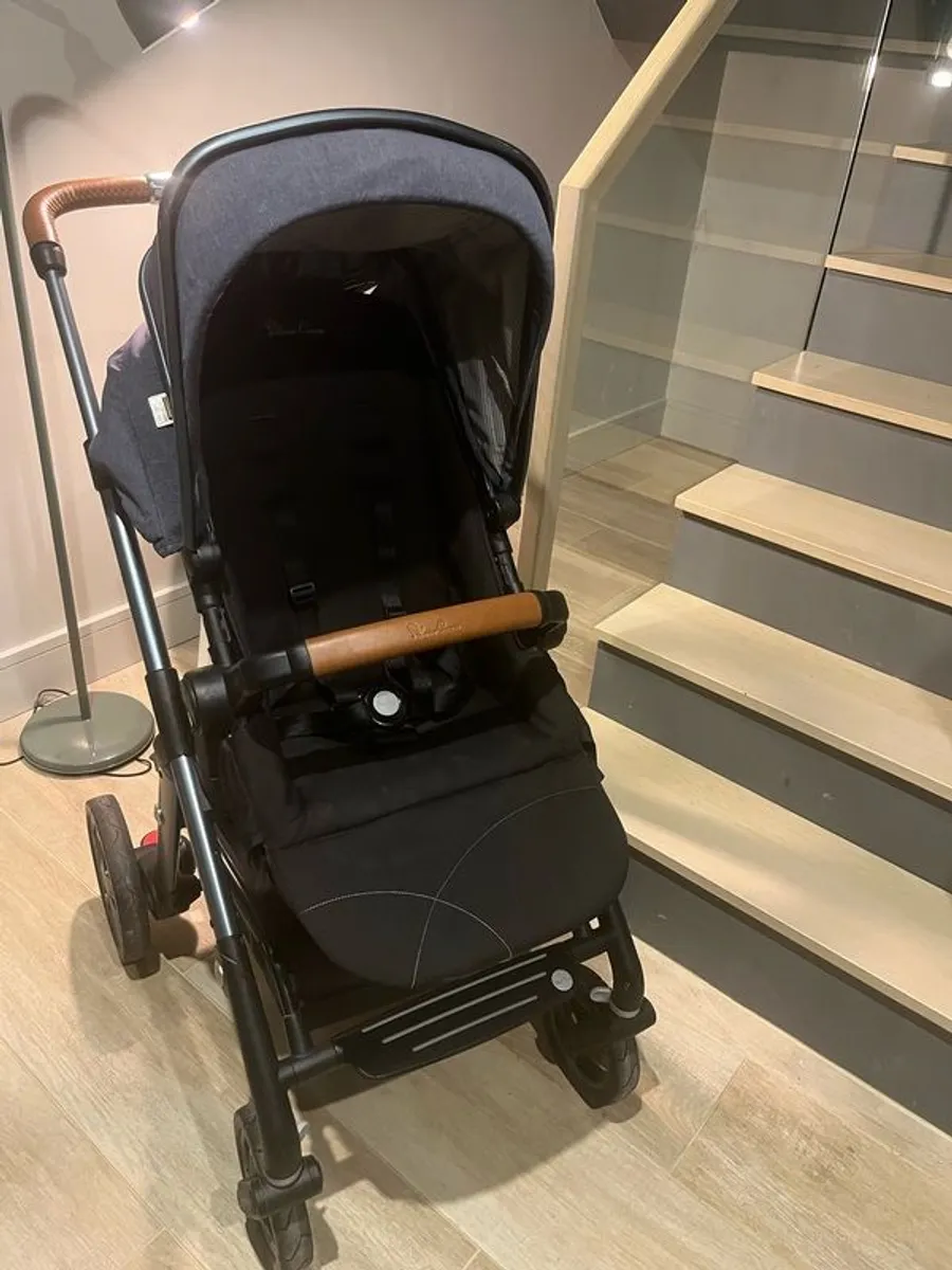 Silvercross Wave Travel System incl Maxi Cosi & Isofix - Image 2