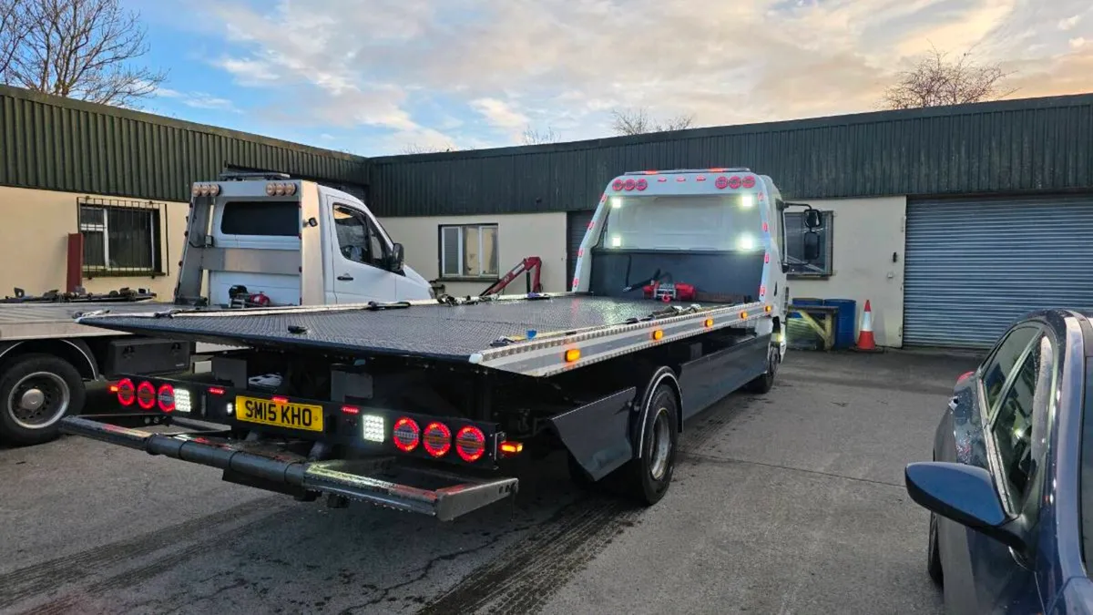 2015 DAF LF45 10T TILT AND SLIDE - Image 3