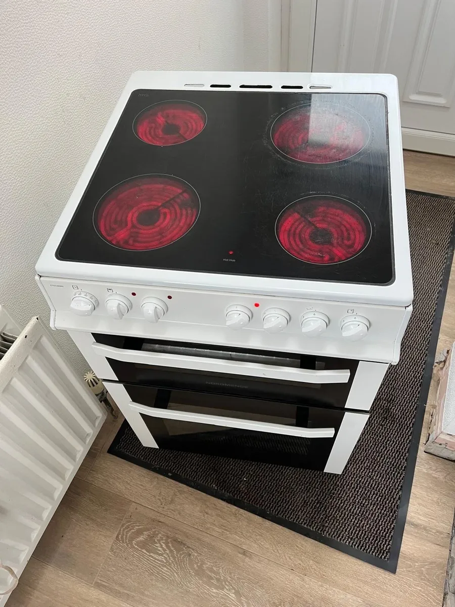 Nordmende 60cm wide cooker - Image 3