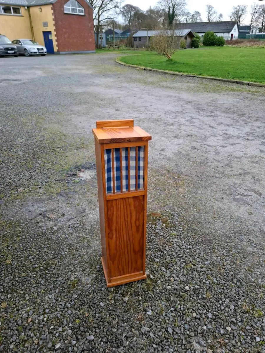 Vintage wood box - Image 1