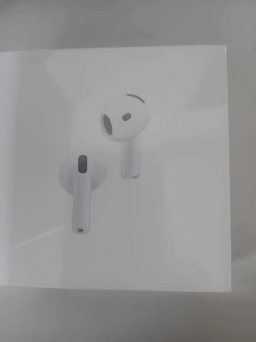 Ear buds - Image 2
