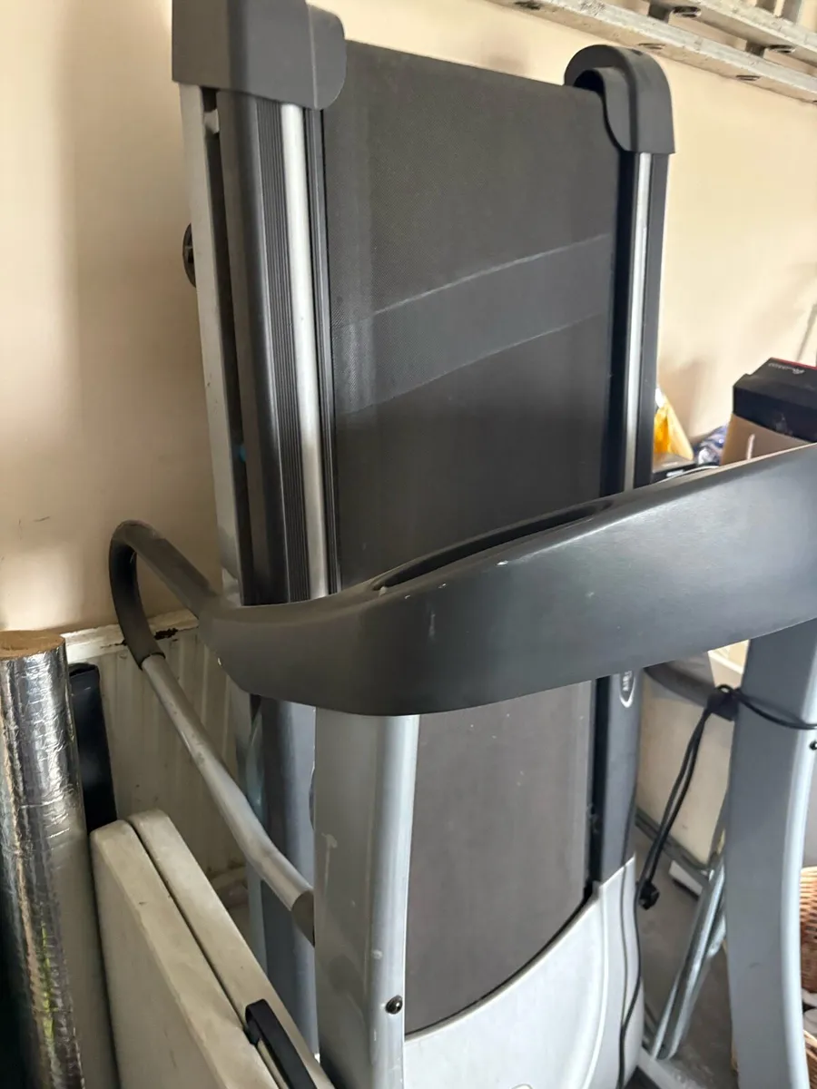 Treadmill & rowing machine for sale - Image 2