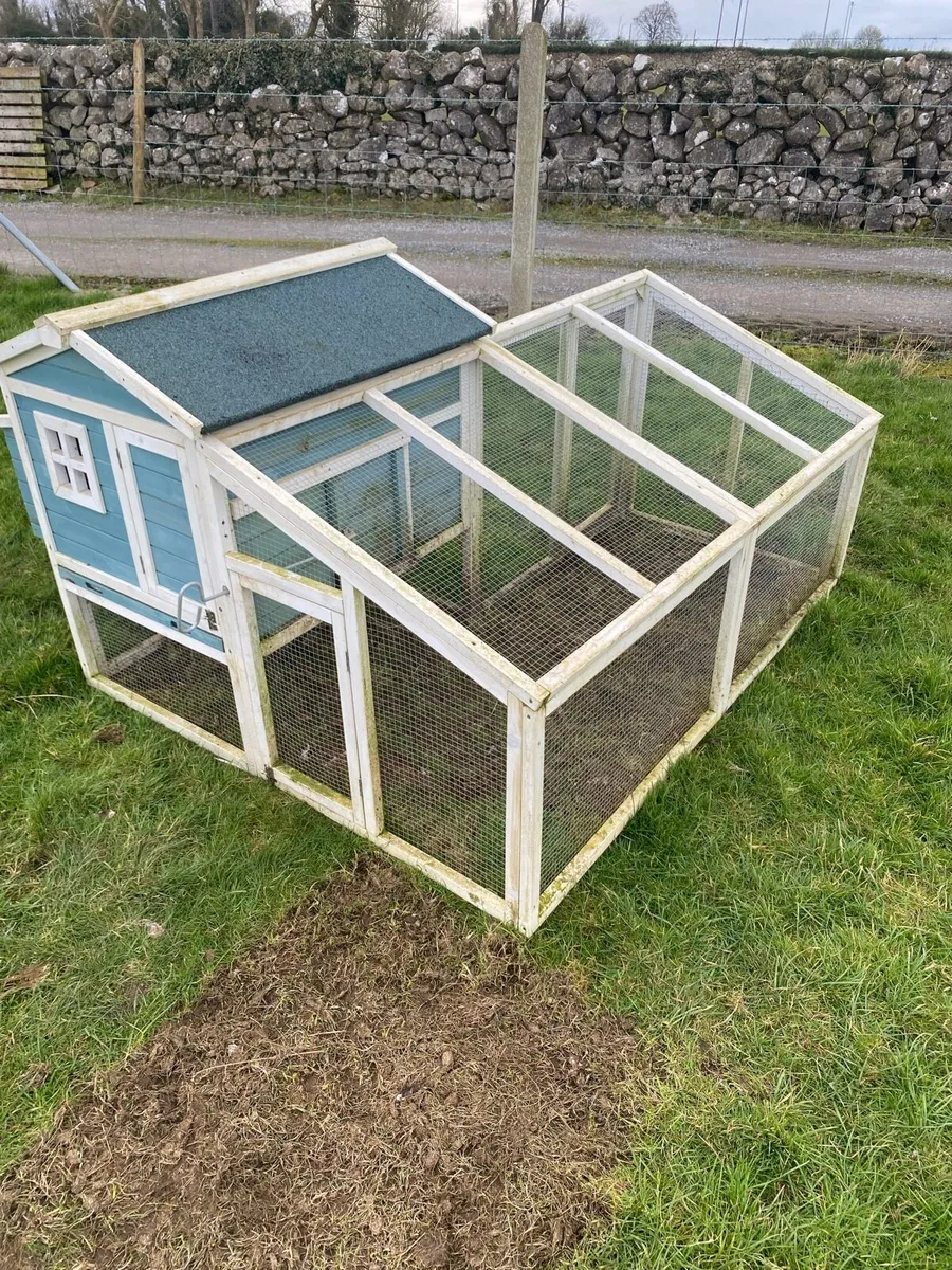 Chicken Coop - Image 3