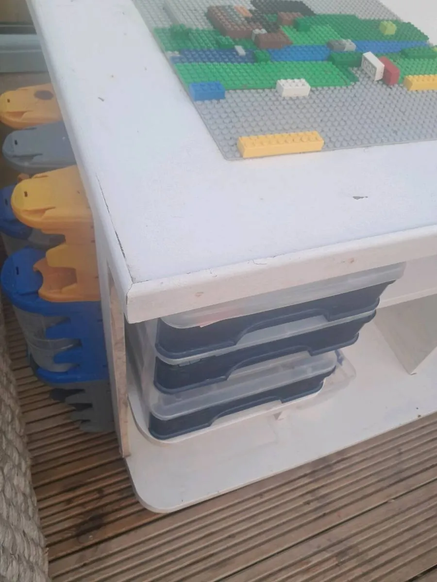 Lego play table and toy storage - Image 4