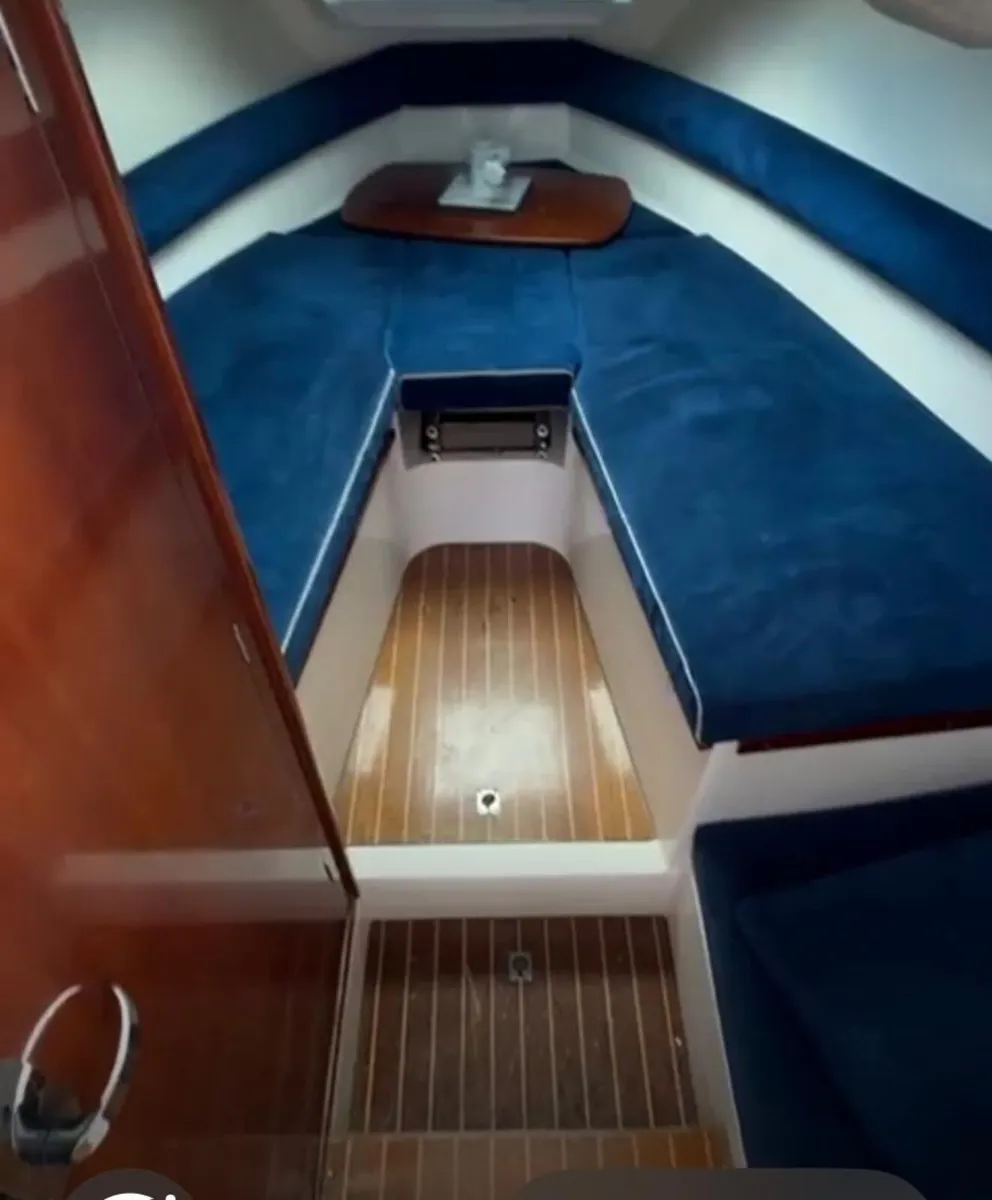 Aquador 23 HT Boat - Image 4