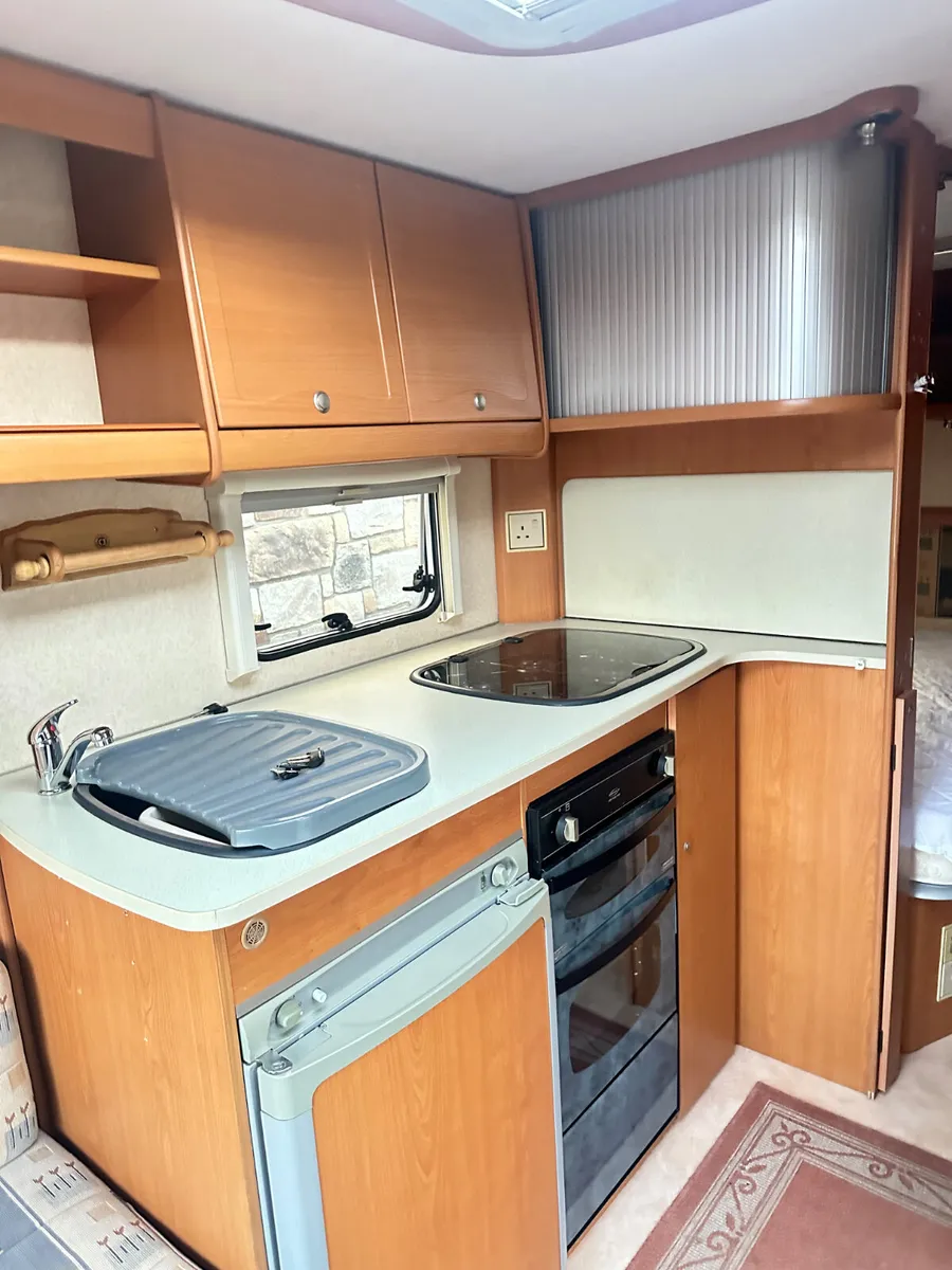✨STUNNING BAILEY RANGER 4 BERTH FIXED BED✨ - Image 4