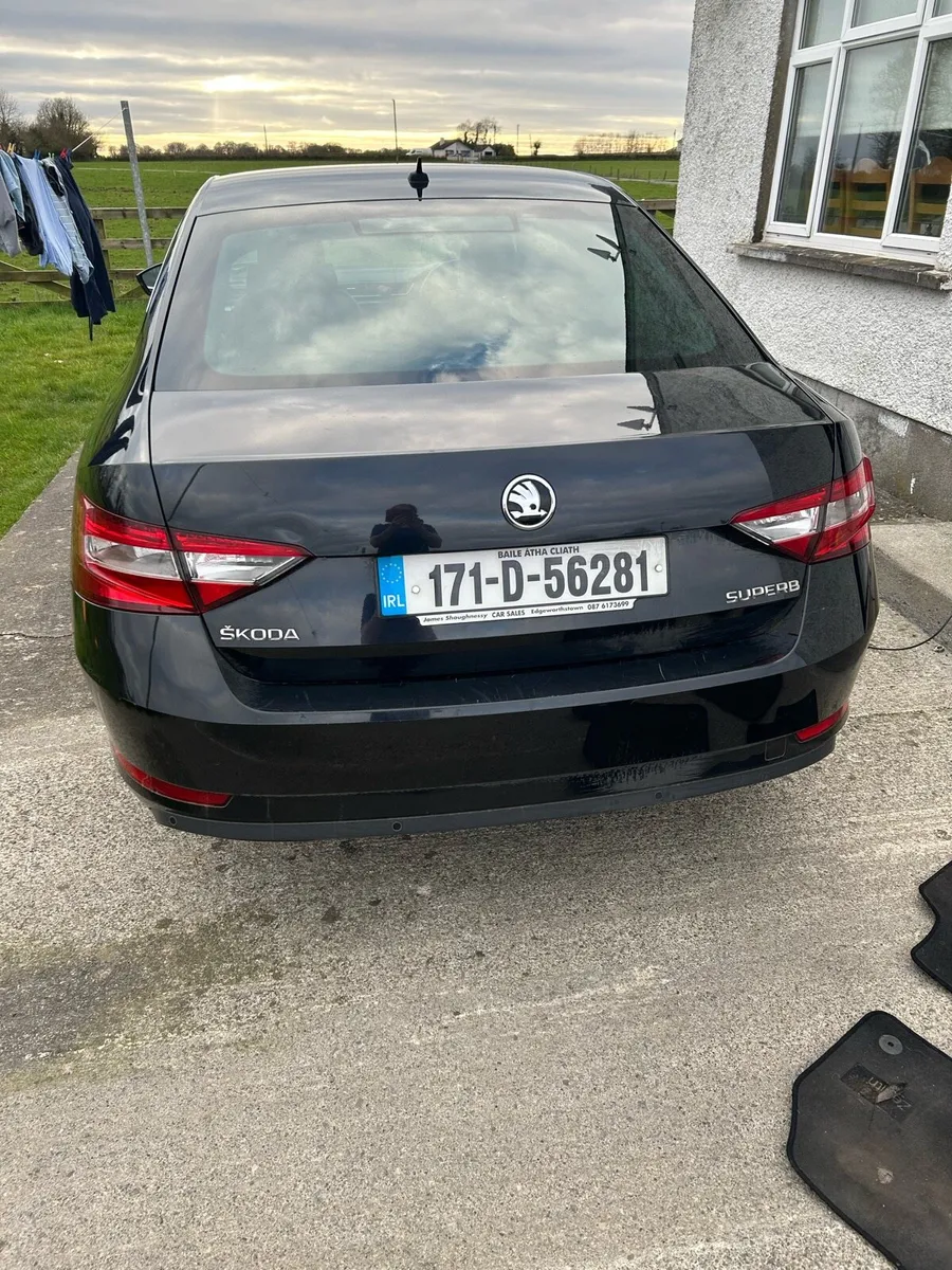 Skoda superb - Image 2