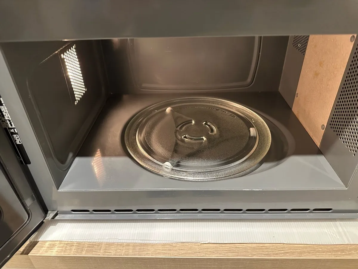 IKEA Integrated Microwave - Image 3