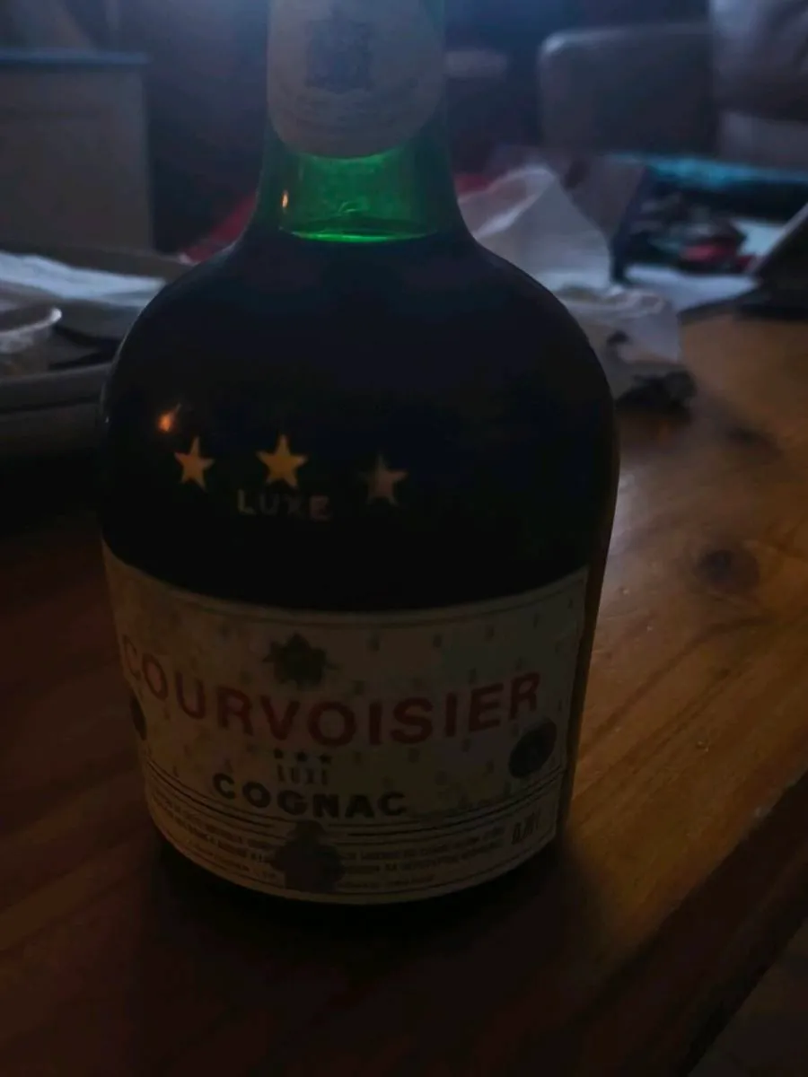 Courvoisir brandy - Image 1