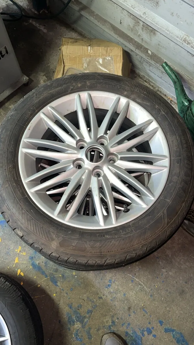 Ford focus 16inch alloys 5x108 - Image 2