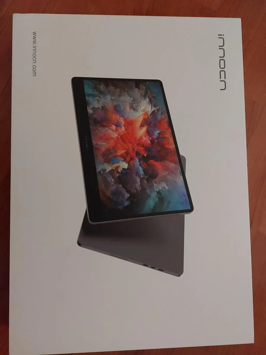 Portable oled monitor - Image 1