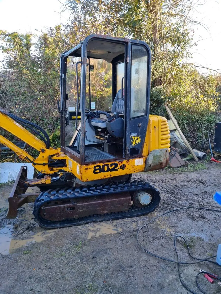 Mini digger - Image 1