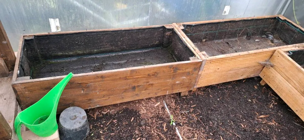 Planter box - Image 3