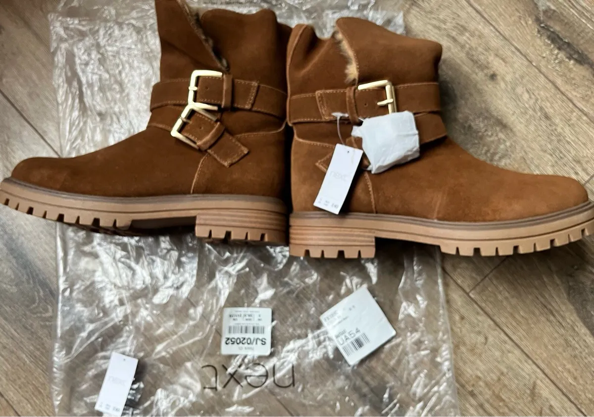 For sale new boots - Image 1