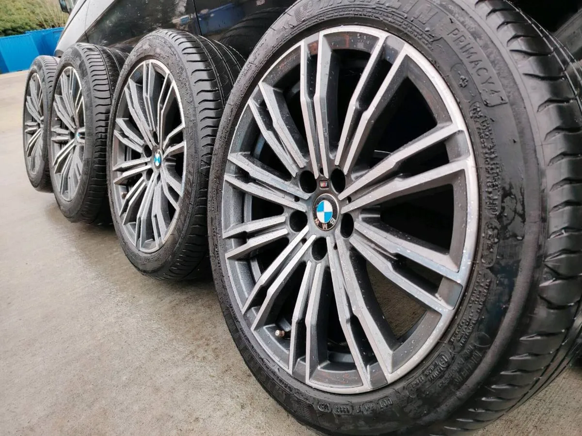 BMW Msport alloys with Michelin tyres, suit A4 - Image 1