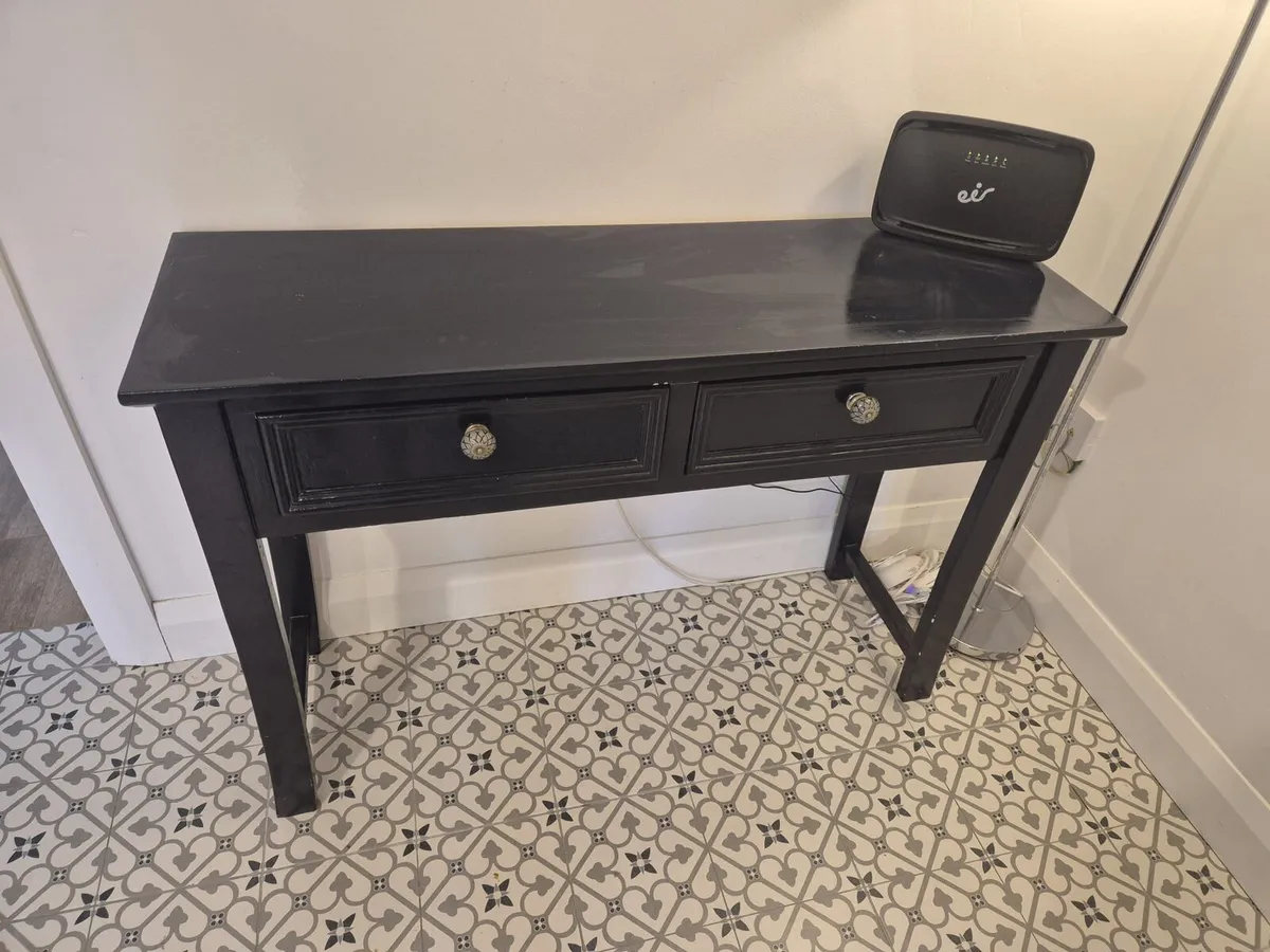 Console Table - Image 1