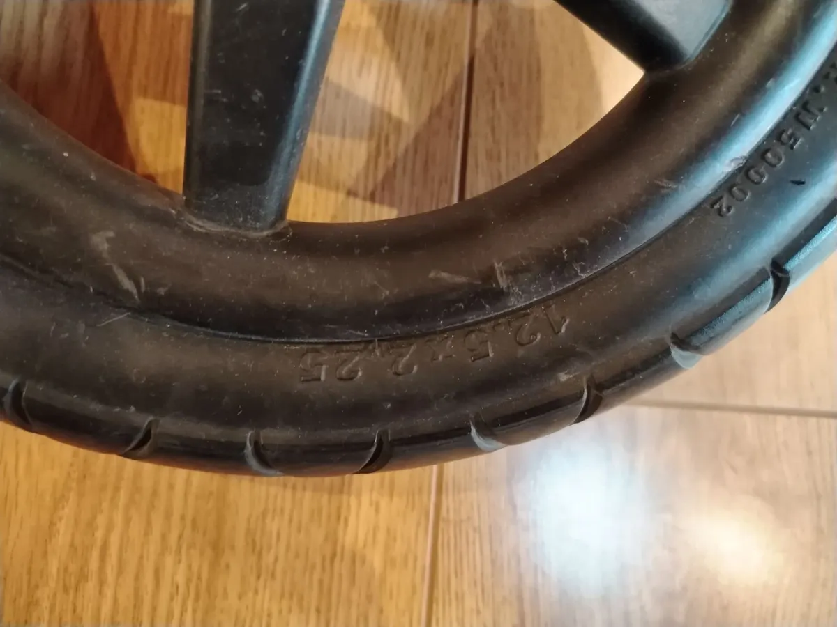 Bugaboo Cameleon 3 Rear Wheels - Image 2