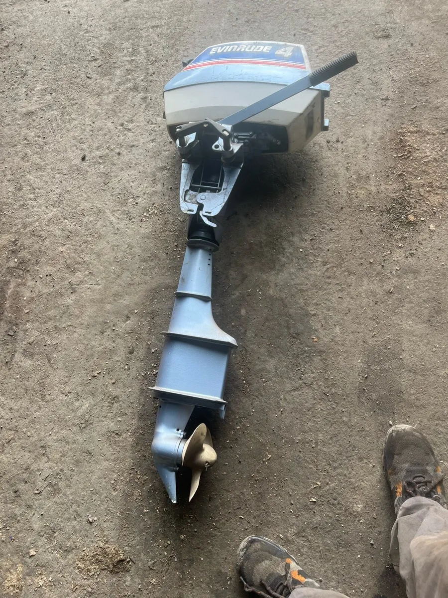 Evinrude outboard - Image 4