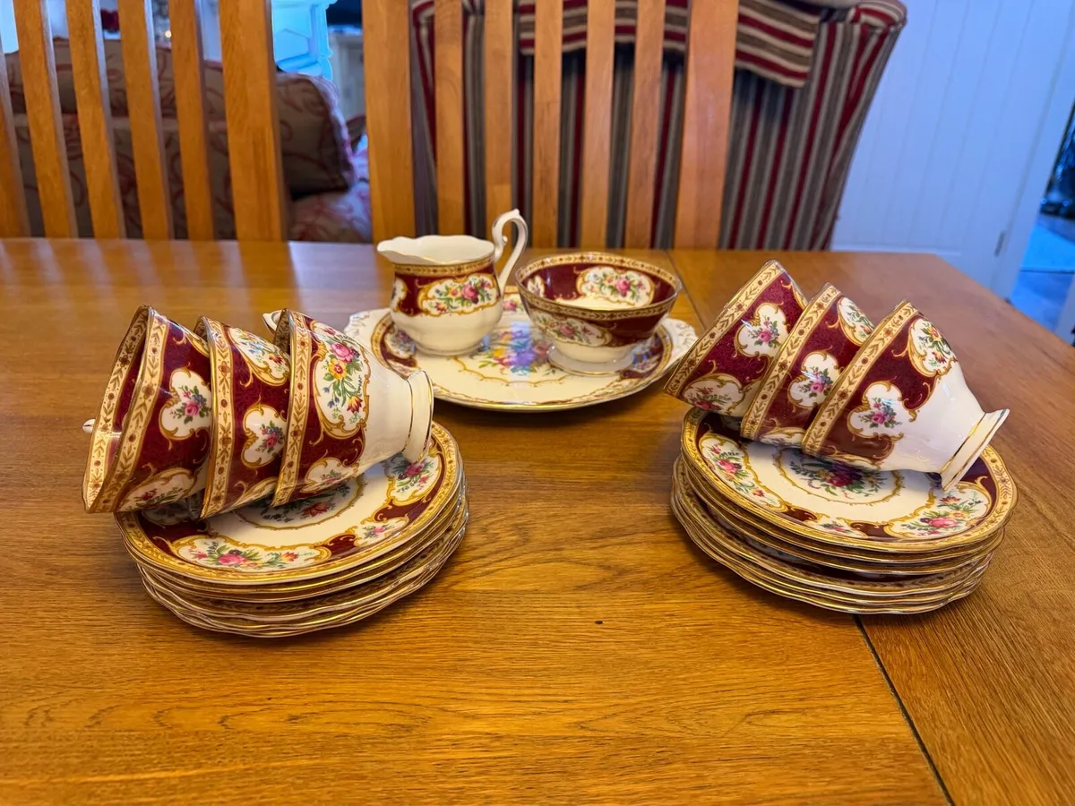 New Royal Albert Lady Hamilton Tea Set - Image 1