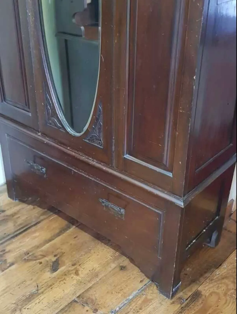 Vintage Solid Wood Armoire/Wardrobe. - Image 4