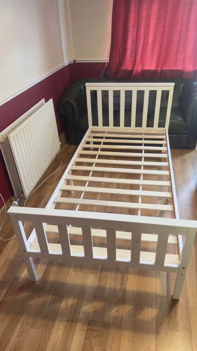 Singl Bed frame - Image 1
