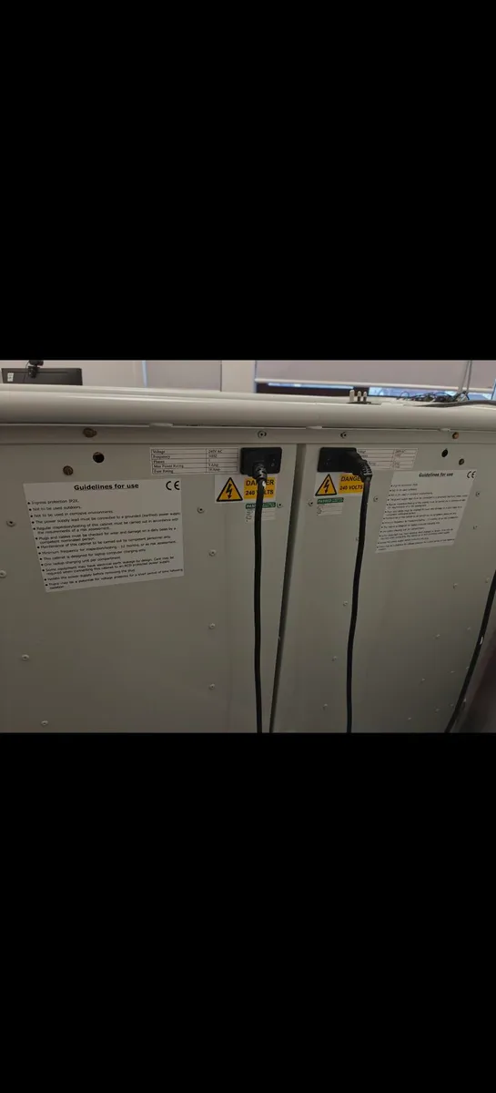 Laptop Trolley & Charging unit - Image 3