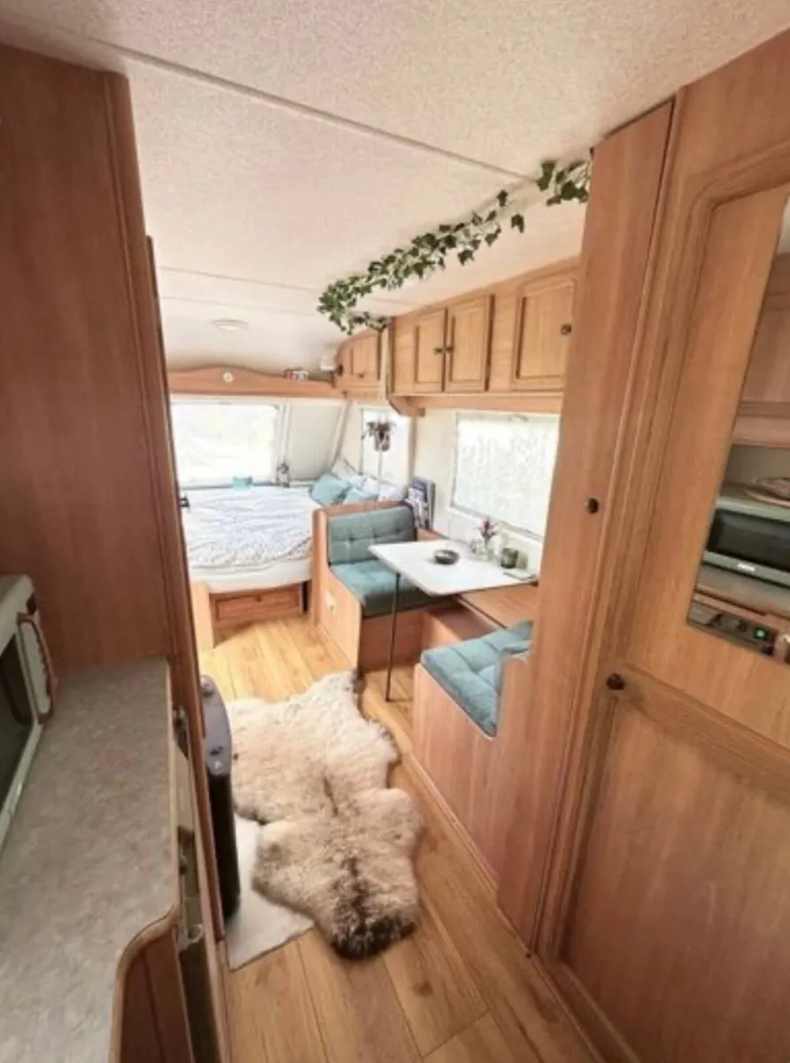 Fleetwood Countryside Caravan - Image 1