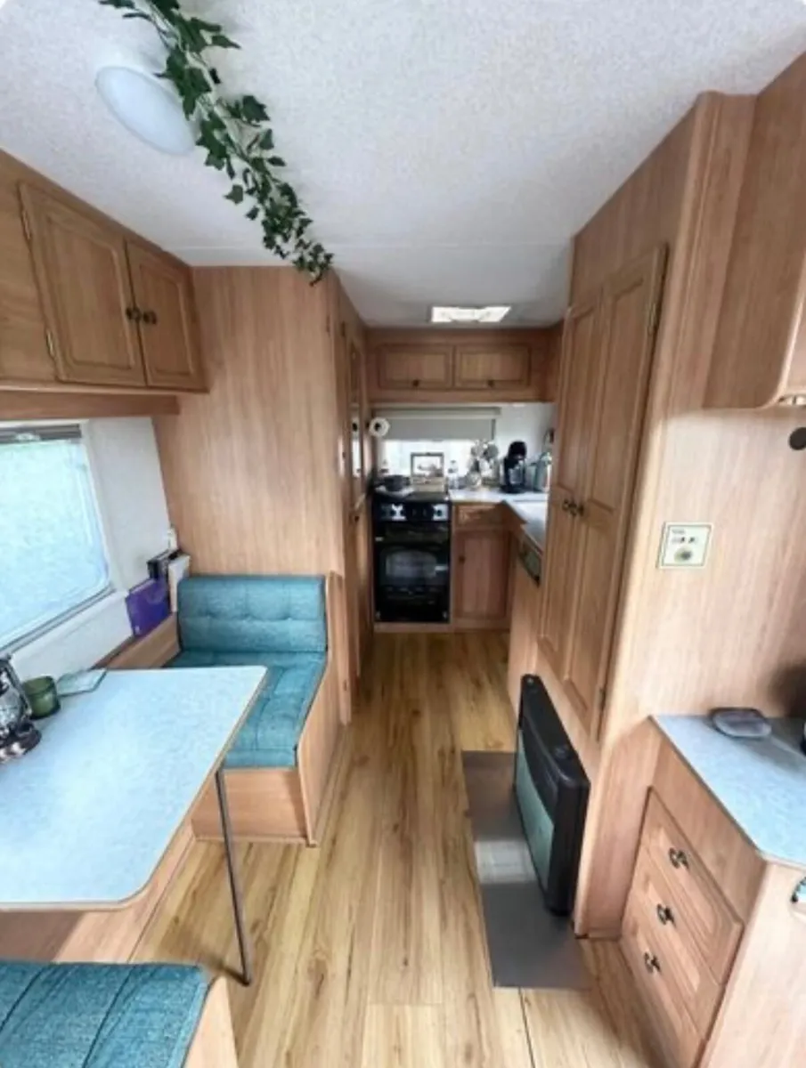Fleetwood Countryside Caravan - Image 2