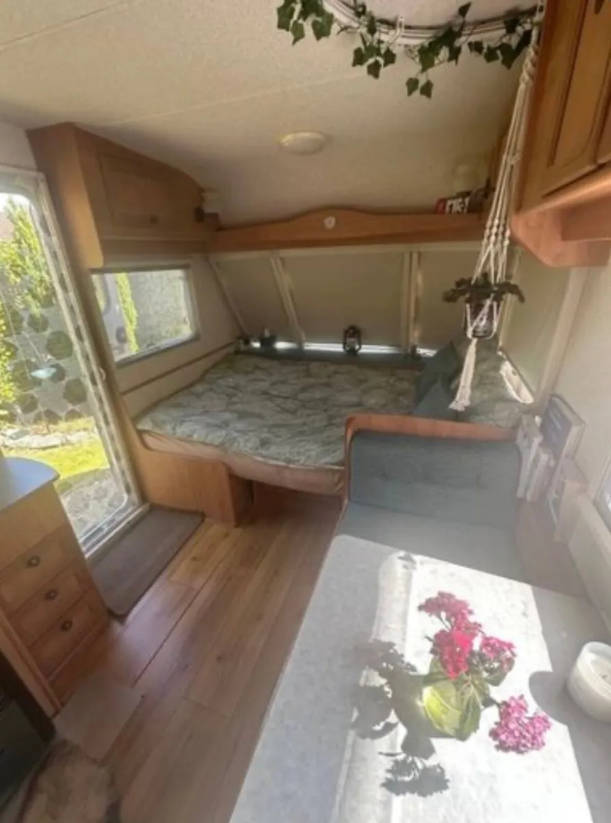 Fleetwood Countryside Caravan - Image 3