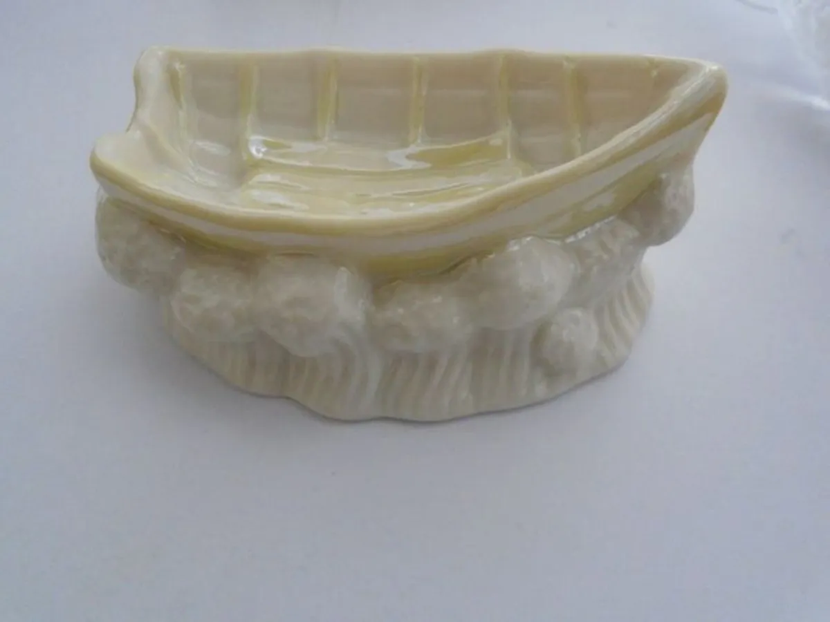 Vintage Belleek China, Boat. Home decor, Ornments - Image 1