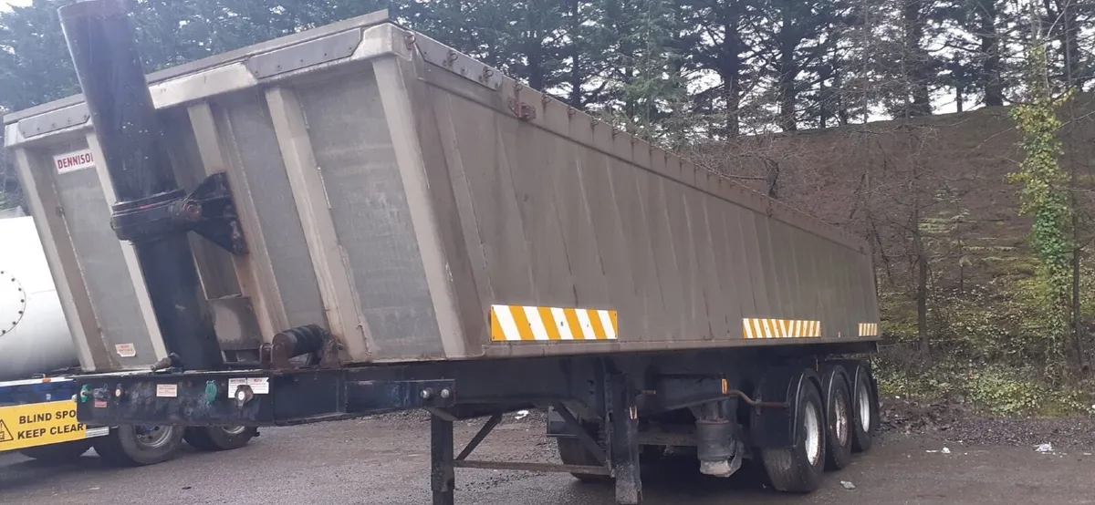 Truck Trailer Tipping - Image 3