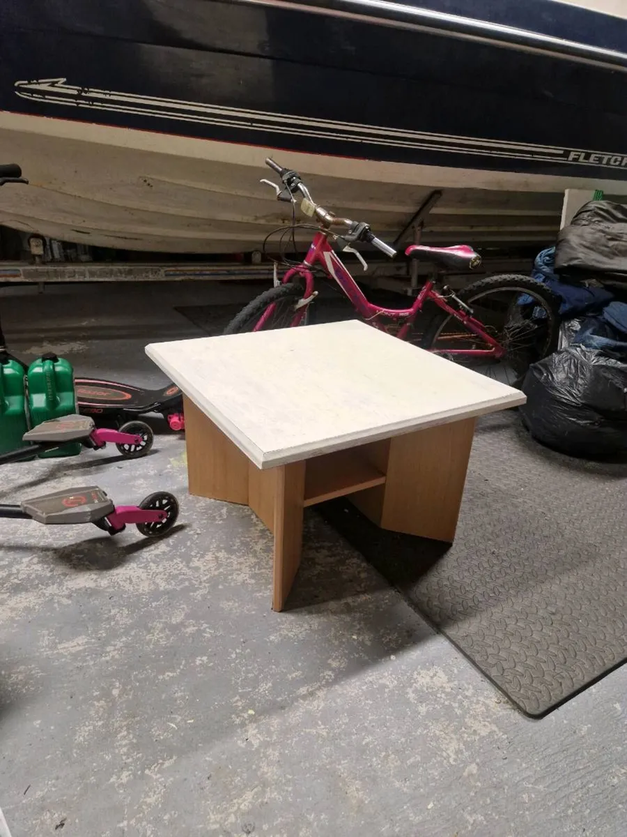 Small table - Image 1