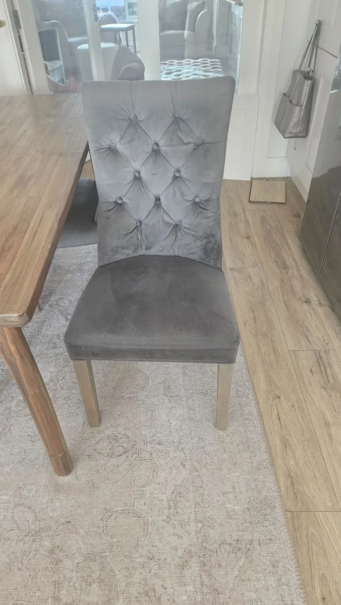 Dining table and chairs - Image 2