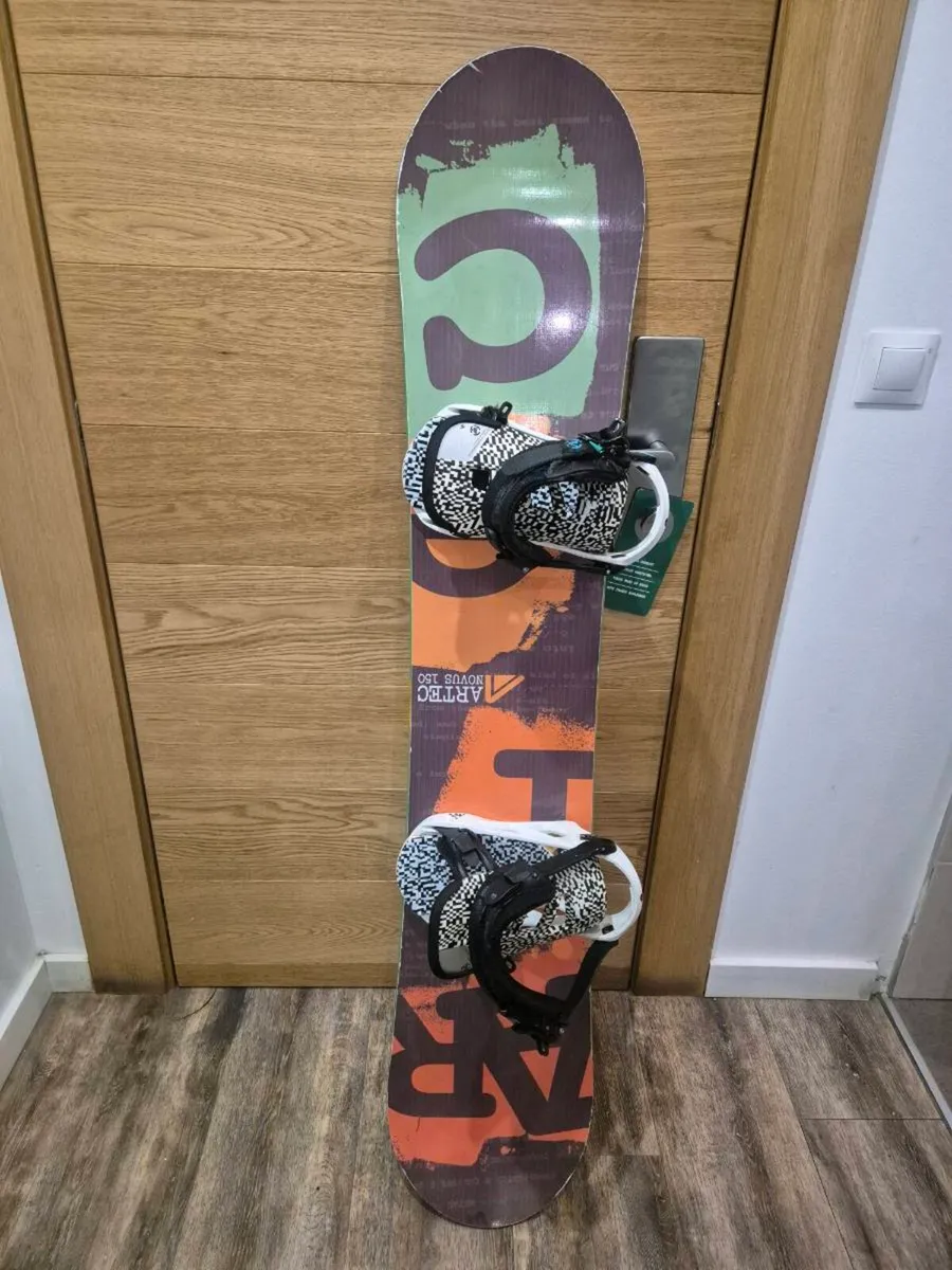Snowboarding set - Image 1