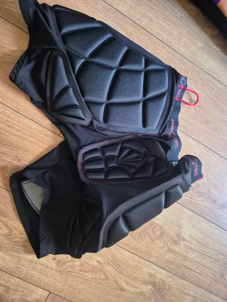 Snowboarding set - Image 3