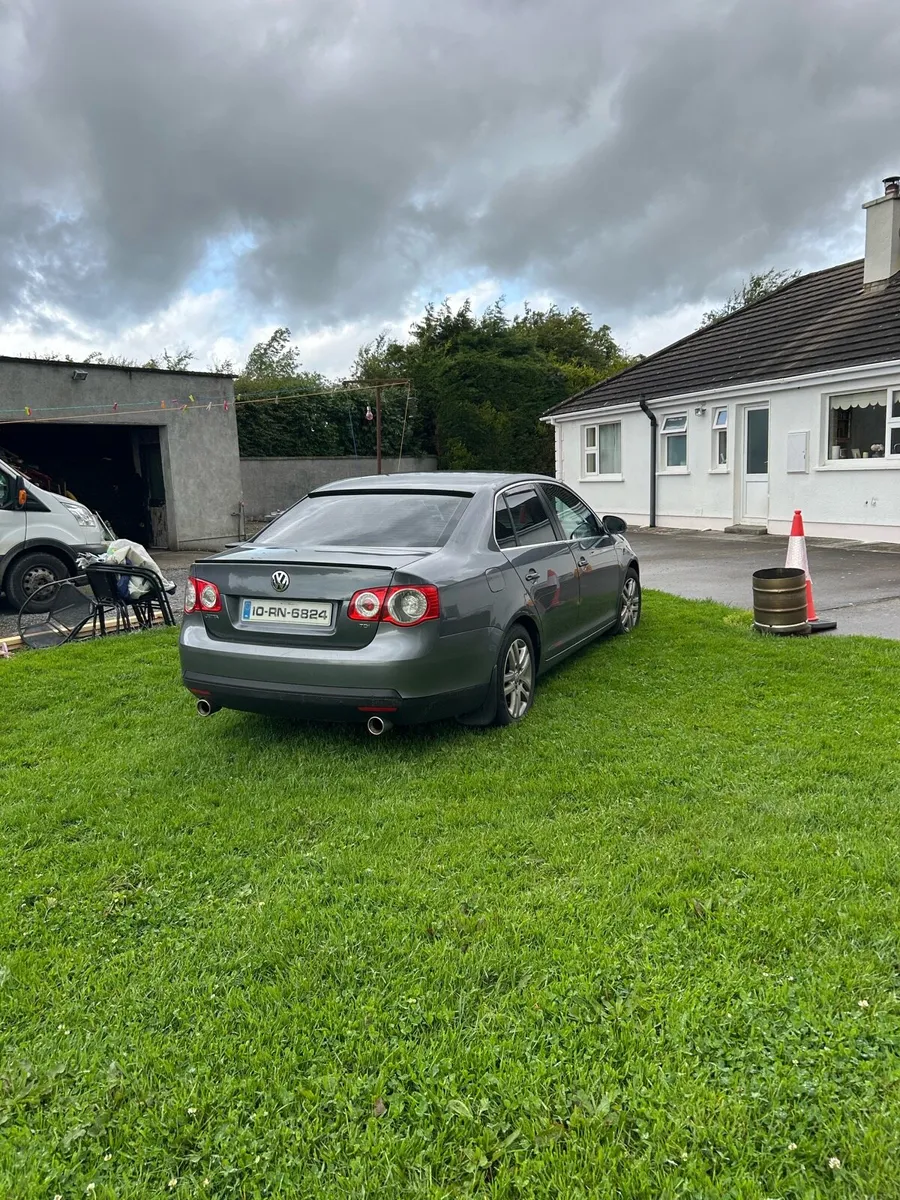 Volkswagen Jetta - Image 1